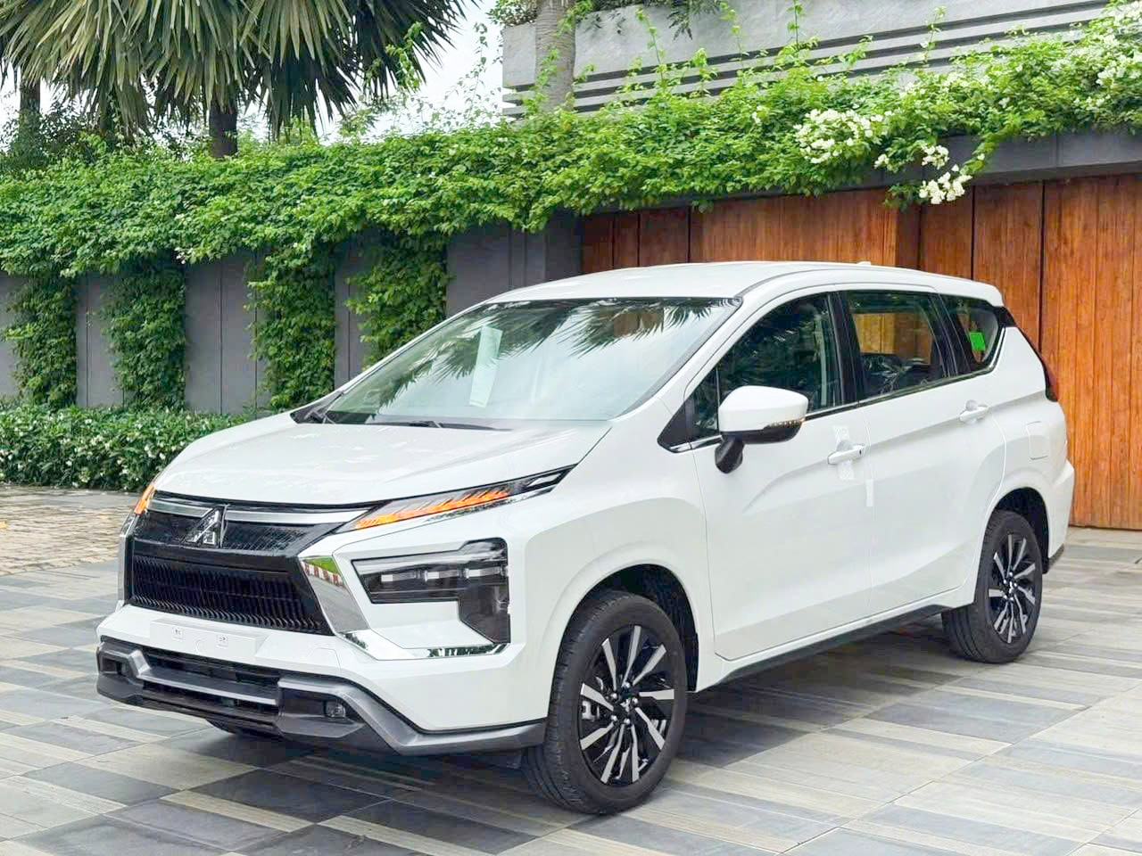 Dịch vụ thuê xe Vĩnh Hy đi Sài Gòn